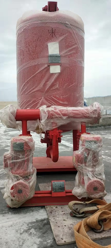 天林塑膠新廠房項(xiàng)目采購寧波新寶聚不銹鋼水箱水泵設(shè)備