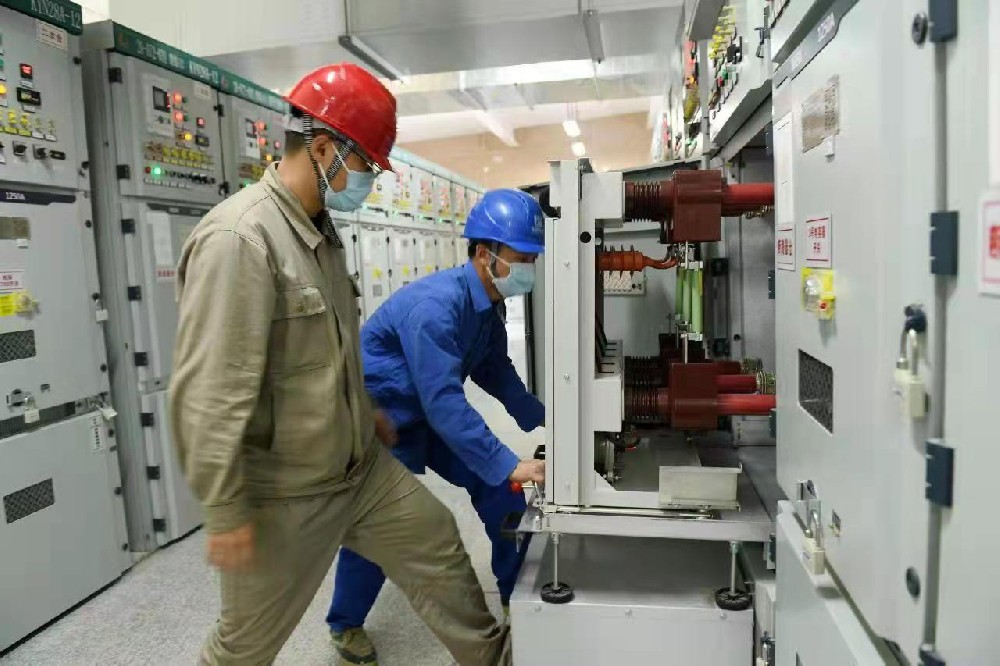 110千伏曹娥變?nèi)栔髯償U(kuò)建工程采購寧波新寶聚不銹鋼水箱寧波不銹鋼水箱廠家寧波新寶聚供水設(shè)備有限公司